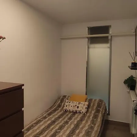 Apartment Nowiniarska Apsrtaments & *
